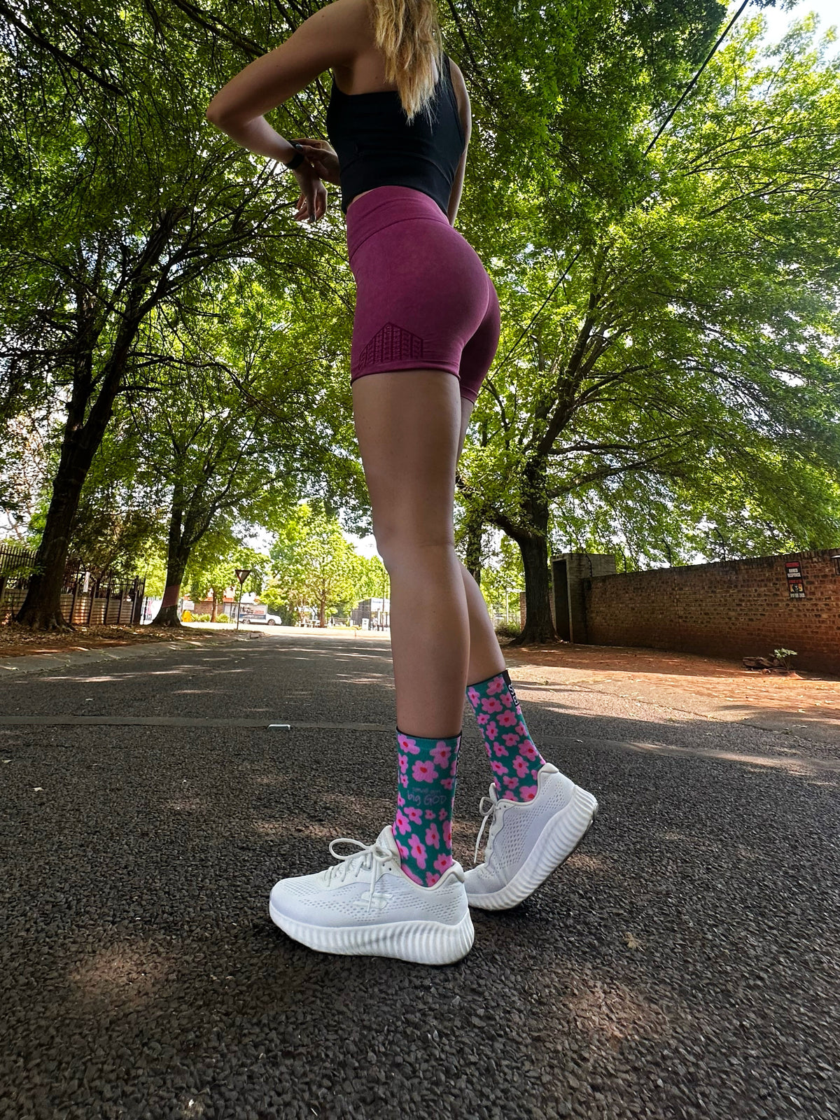 Small girl, big God. - Premium Seed Socks